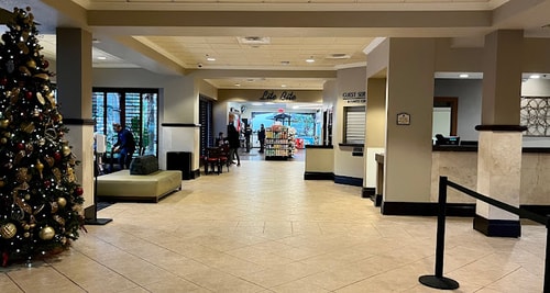 Deluxe Double Room Near Western Union ORL 7 Luxury Bookings