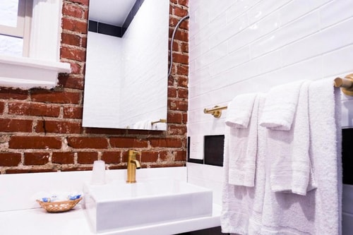 Deluxe King Room Near Mercado Benito Juarez LA 2 Luxury Bookings