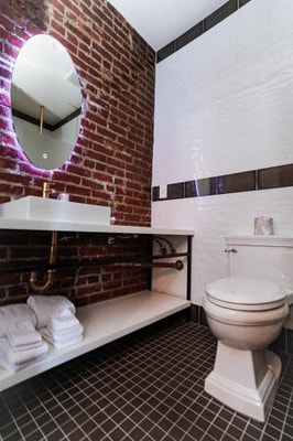 Deluxe King Room Near Mercado Benito Juarez LA 4 Luxury Bookings