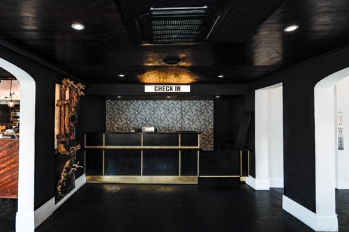 Deluxe King Room Near Mercado Benito Juarez LA 5 Luxury Bookings