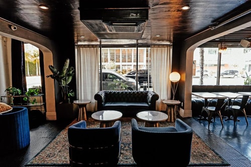 Deluxe King Room Near Mercado Benito Juarez LA 8 Luxury Bookings