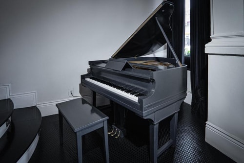 Deluxe King Room Near Mercado Benito Juarez LA 10 Luxury Bookings