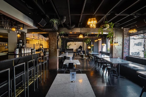 Deluxe King Room Near Mercado Benito Juarez LA 12 Luxury Bookings