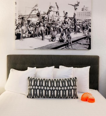 Deluxe King Room Near Beach and Brew Venice LA 1 Luxury Bookings