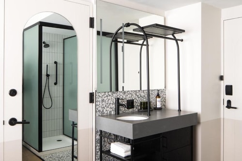 Flex Room Near Atria Books NYC 8 Luxury Bookings