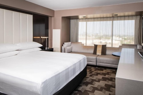 King Room Near Hertz Car Rental LA Luxury Bookings
