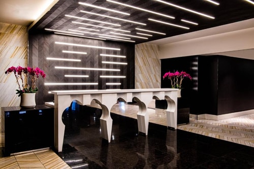 King Room Near Hertz Car Rental LA 8 Luxury Bookings