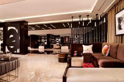 King Room Near Hertz Car Rental LA 10 Luxury Bookings