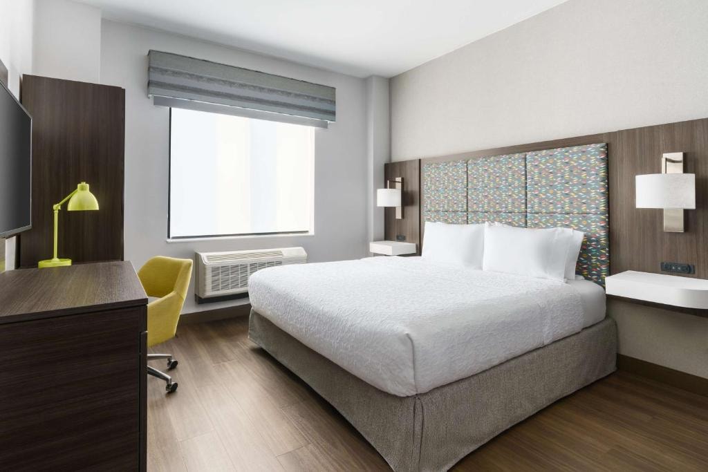 King Room Near Herald Square NYC Luxury Bookings