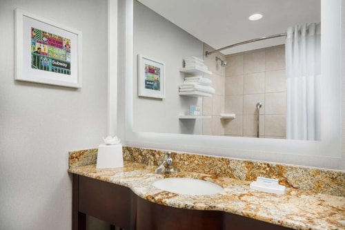King Room Near Herald Square NYC 4 Luxury Bookings