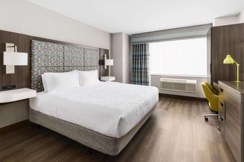 King Room Near Herald Square NYC 1 Luxury Bookings