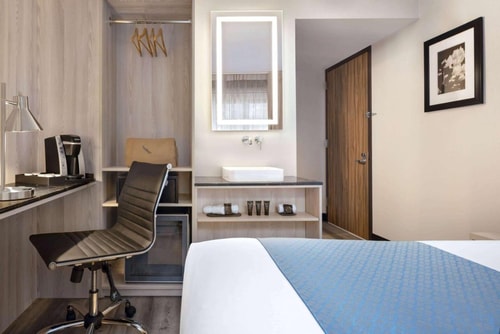 King Room Near The Morgan Library And Museum NYC 3 Luxury Bookings