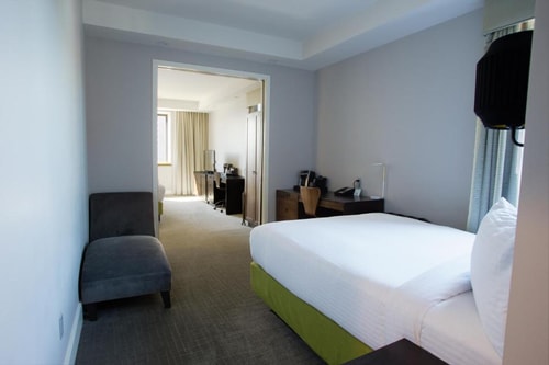 Deluxe King Room Near Forsyth Plaza NYC 4 Luxury Bookings