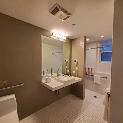 Queen Room Near Dapper Barbershop NYC 8 Luxury Bookings