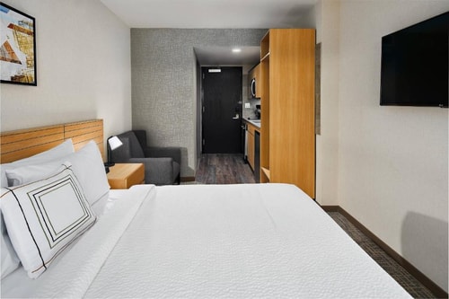 Queen Studio Near Mc Caffrey Playground NYC Luxury Bookings
