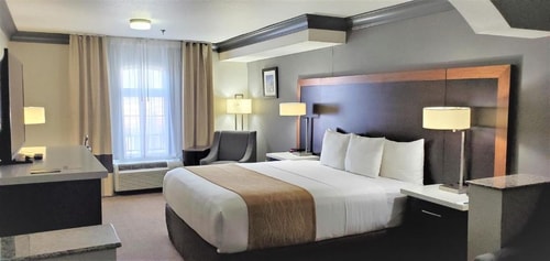 King Room Near Magie s Childcare LA 1 Luxury Bookings