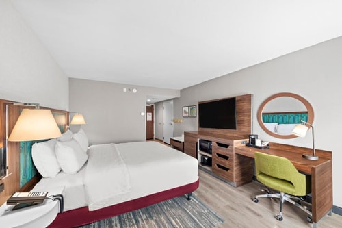 King Room Near York Elementary School LA 1 Luxury Bookings