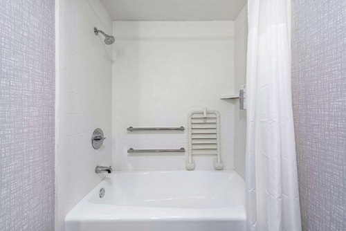 King Room Near York Elementary School LA 4 Luxury Bookings