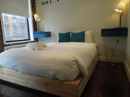 Queen Studio Near Lower East Side Playground NYC 6 Luxury Bookings