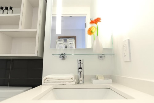 standard Queen Room Near Mitchel Square NYC 6 Luxury Bookings