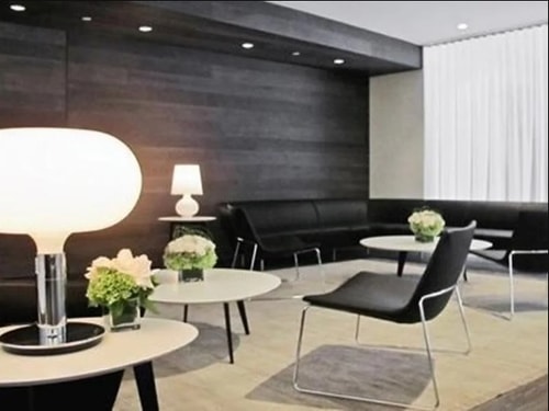 One Bedroom Suite Near Cold well Banker LA 8 Luxury Bookings