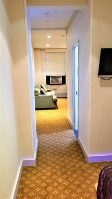 Bronze One King Bed Near Duane Reade NYC 12 Luxury Bookings