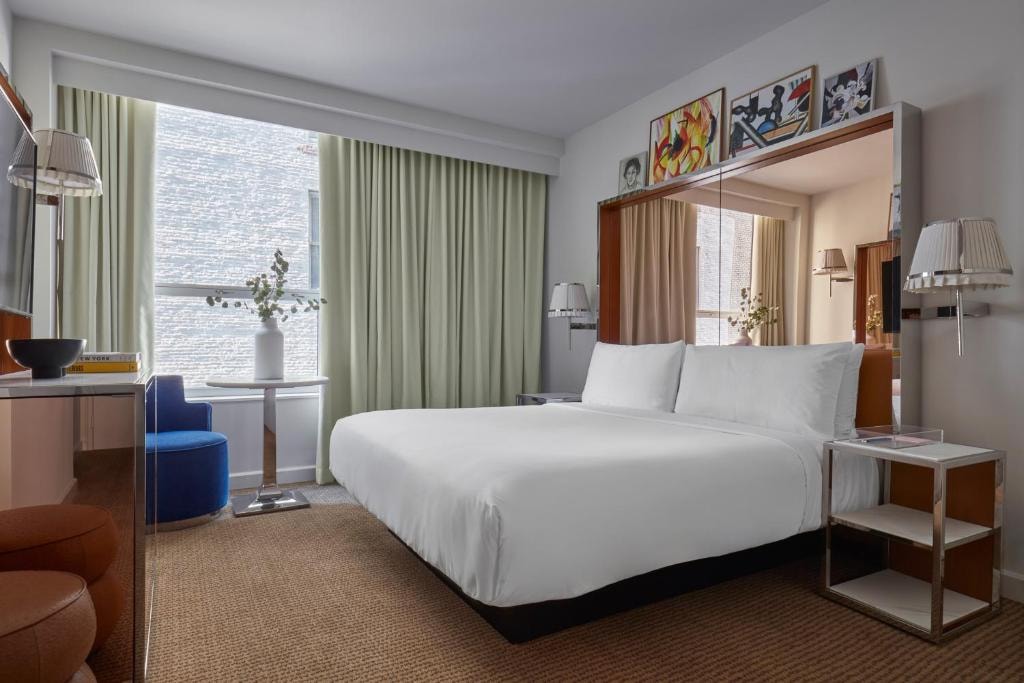 King Room Near Madison Square Park NYC Luxury Bookings