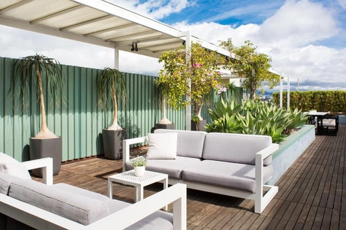 Classic King Near Company Films Inc LA 8 Luxury Bookings