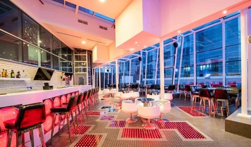 Deluxe Room Near LIFE Pharmacy - Life Mayfair 11 Luxury Bookings