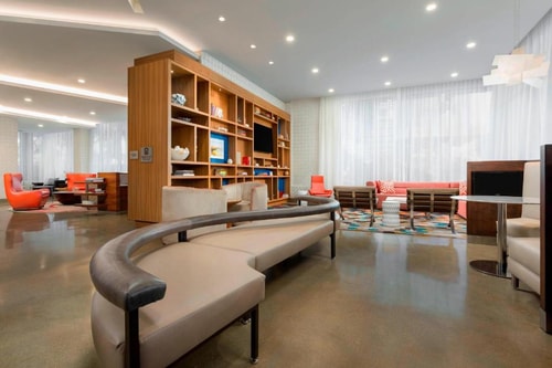 King Room Near Original Muscle Beach LA 4 Luxury Bookings