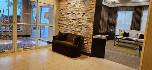 King Room Near Dog Day Afternoon ORL 11 Luxury Bookings