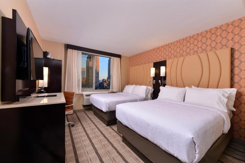 Double Room Near Frames Bowling Lounge NYC 2 Luxury Bookings