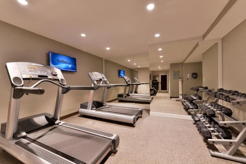 Double Room Near Frames Bowling Lounge NYC 13 Luxury Bookings