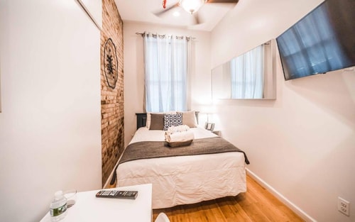 Standard Double Room Near Evelyns Playground NYC Luxury Bookings