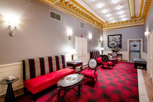Queen Studio Near Father Duffy Square NYC 14 Luxury Bookings