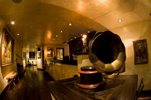 Junior Suite Near Los Angeles County Fire Dept LA 5 Luxury Bookings