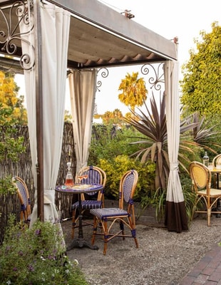 Junior Suite Near Los Angeles County Fire Dept LA 7 Luxury Bookings