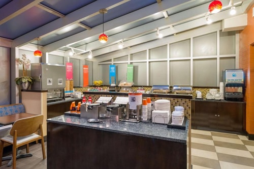 Double Room Near Frames Bowling Lounge NYC 8 Luxury Bookings