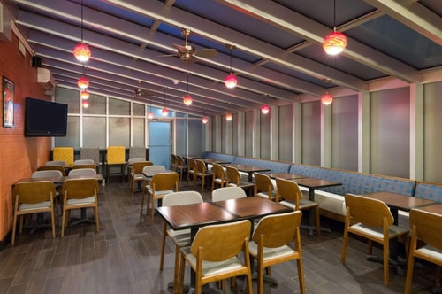 Double Room Near Frames Bowling Lounge NYC 10 Luxury Bookings