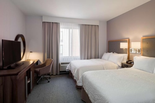 Double Room Near Frames Bowling Lounge NYC Luxury Bookings