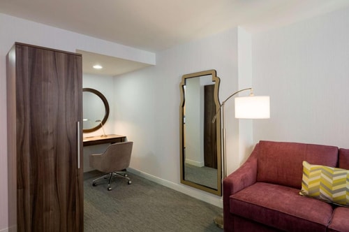 Double Room Near Frames Bowling Lounge NYC 4 Luxury Bookings