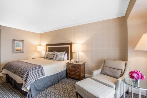 Deluxe King Room Near Museum Contemporary Art LA 2 Luxury Bookings