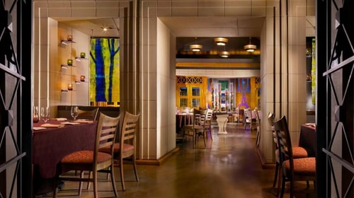 Deluxe King Room Near Museum Contemporary Art LA 6 Luxury Bookings