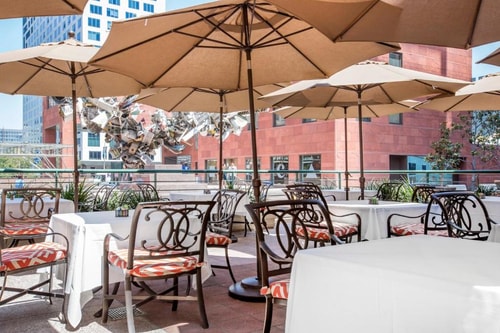 Deluxe King Room Near Museum Contemporary Art LA 11 Luxury Bookings