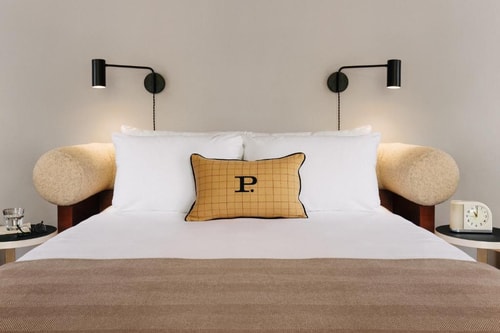 King Room Near Italian Cultural Institute LA 1 Luxury Bookings
