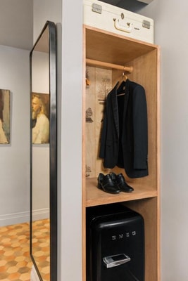 King Room Near Italian Cultural Institute LA 4 Luxury Bookings
