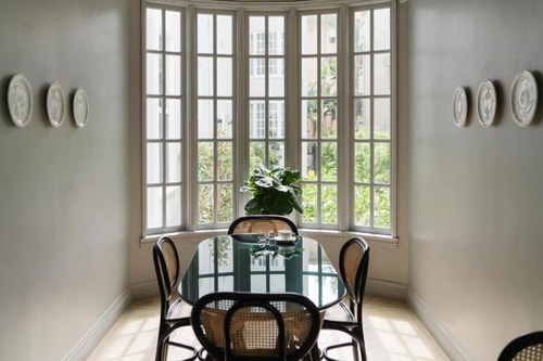 King Room Near Italian Cultural Institute LA 12 Luxury Bookings
