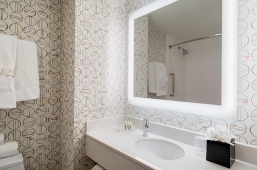 King Room Near Crown Shy NYC 3 Luxury Bookings