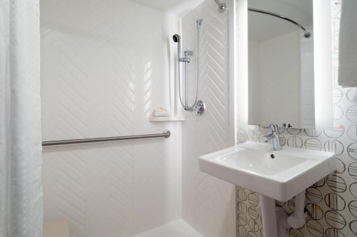 King Room Near Crown Shy NYC 4 Luxury Bookings