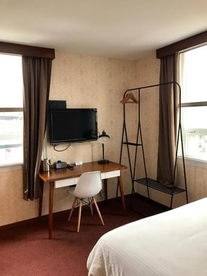 Superior Queen Room Near Golden Diner NYC 9 Luxury Bookings
